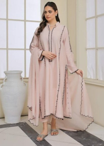 Scalloped dupatta with embroidered semi formal outfit

