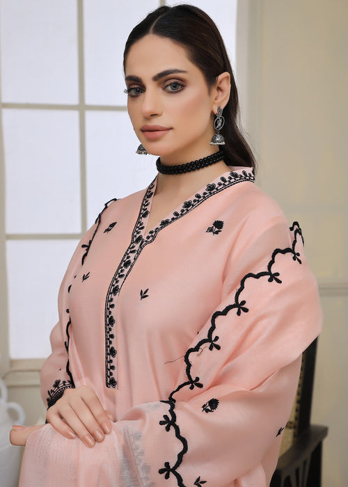 Embroidered semi formal featuring scalloped pink dupatta

