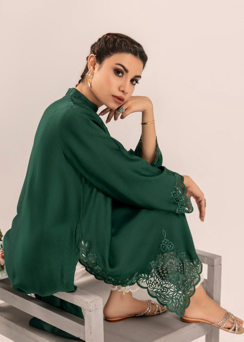 Cutwork sleeve detail of semi formals dress

