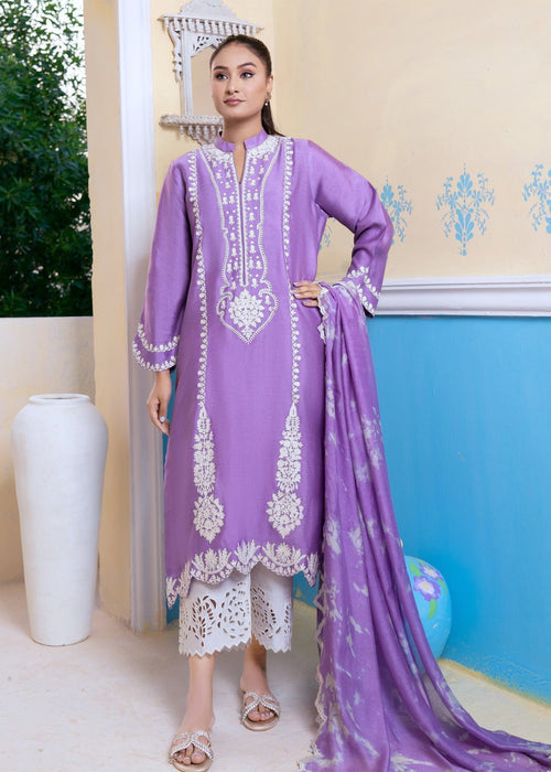 Tie-dye dupatta scalloped edge styling

