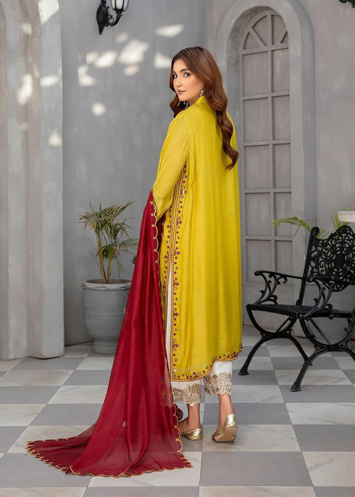 Embroidered semi formals featuring scalloped detailing

