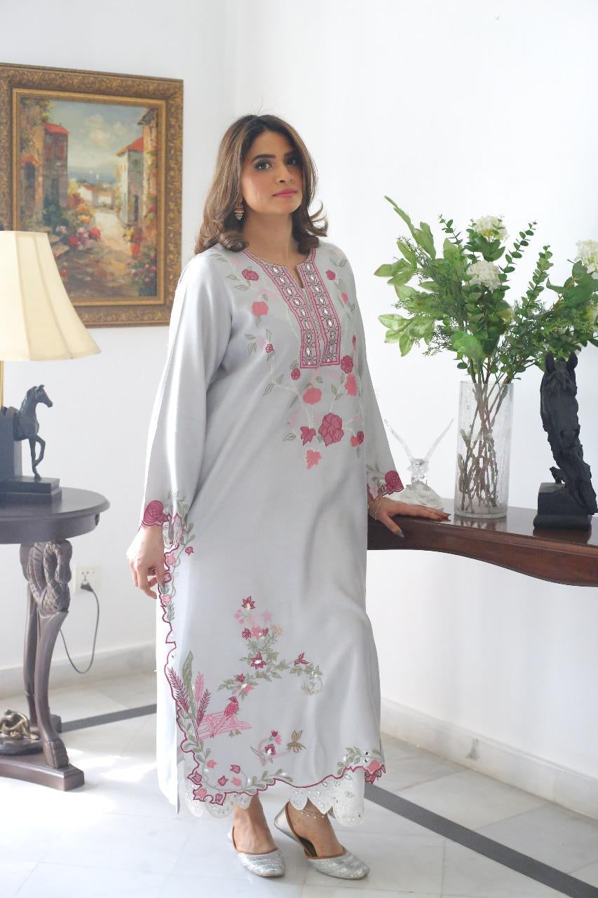 Flowy silhouette of grey khadi silk semi formal outfit